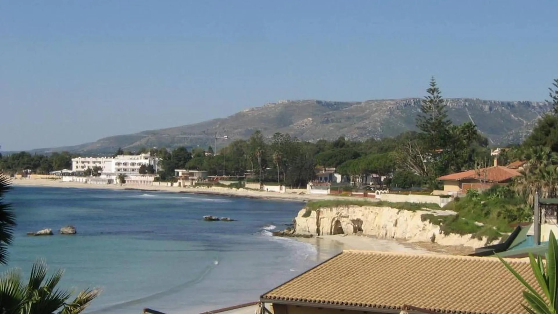 Carlo Apartment In Villa Near The Sea - Wi-Fi Fontane Bianche 0*,  Italy